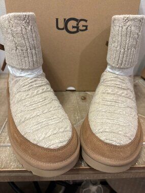 NEW UGG Classic Mini Cable Knit Bootie Women's Size 10
